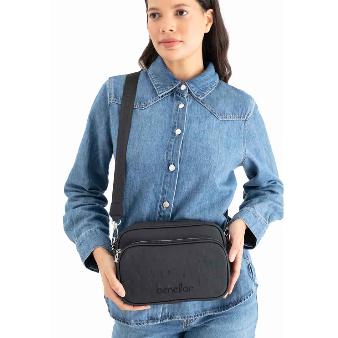 Benetton Bayan Çapraz Çanta Bnt 1653 Siyah Benetton Bayan Çapraz Çanta Bnt 1653 Siyah