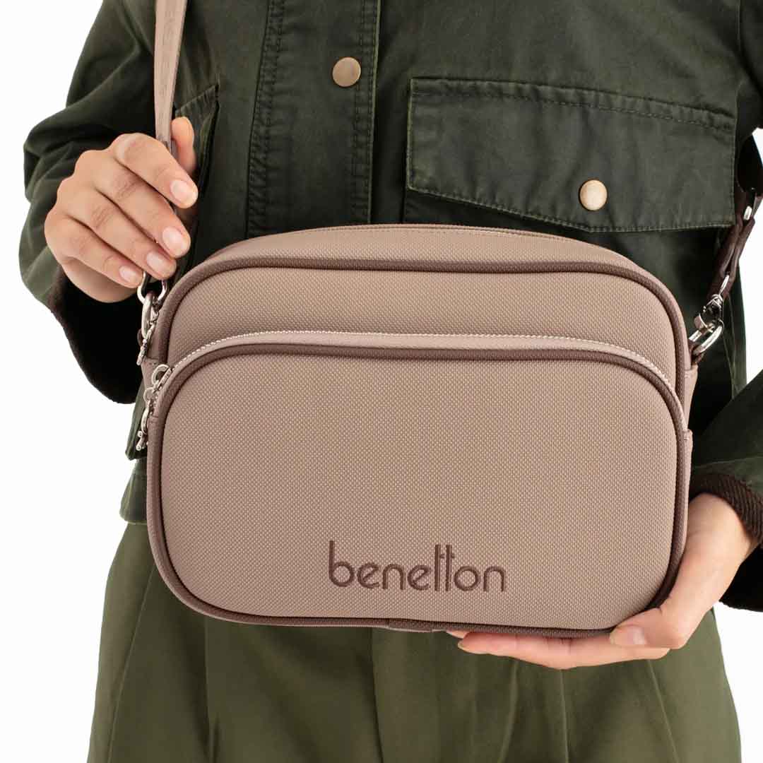 Benetton Bayan Çapraz Çanta Bnt 1653 Vizon-Kahve Benetton Bayan Çapraz Çanta Bnt 1653 Vizon-Kahve