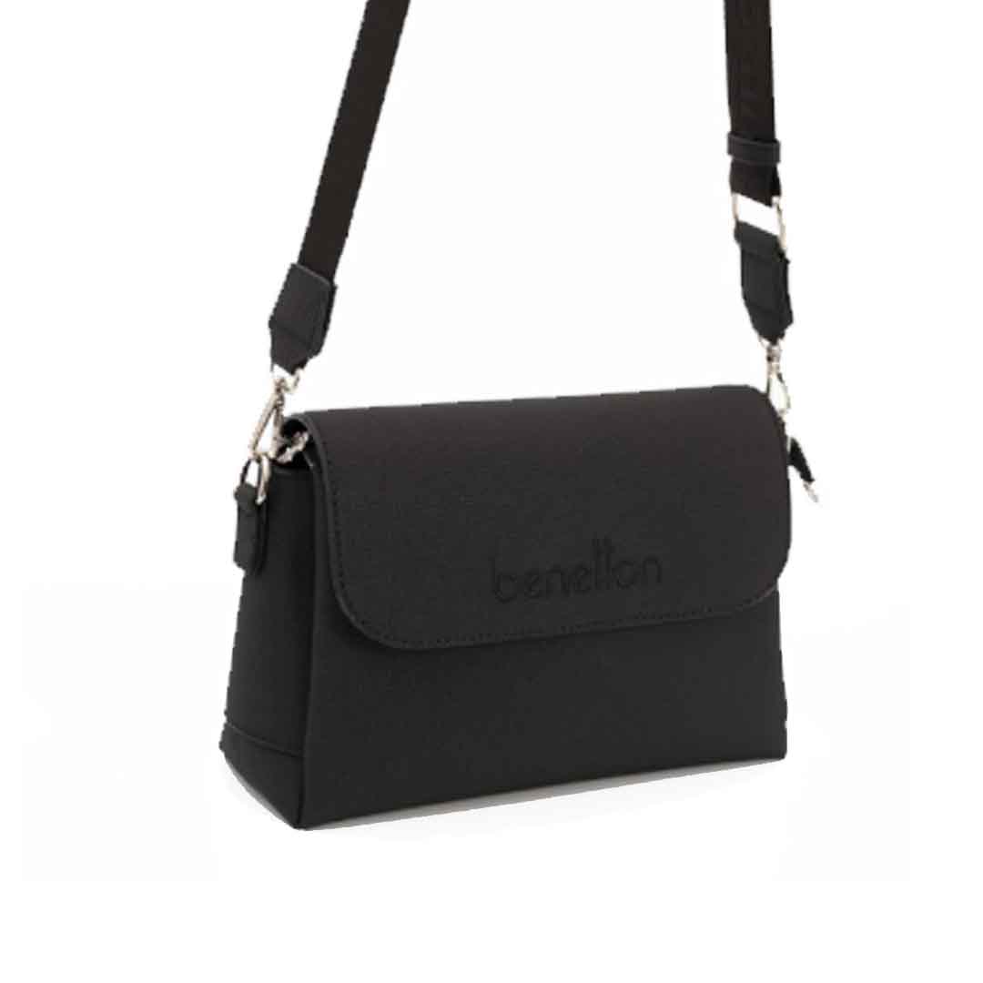 Benetton Bayan Çapraz Çanta Siyah BNT1677 Benetton Bayan Çapraz Çanta Siyah BNT1677