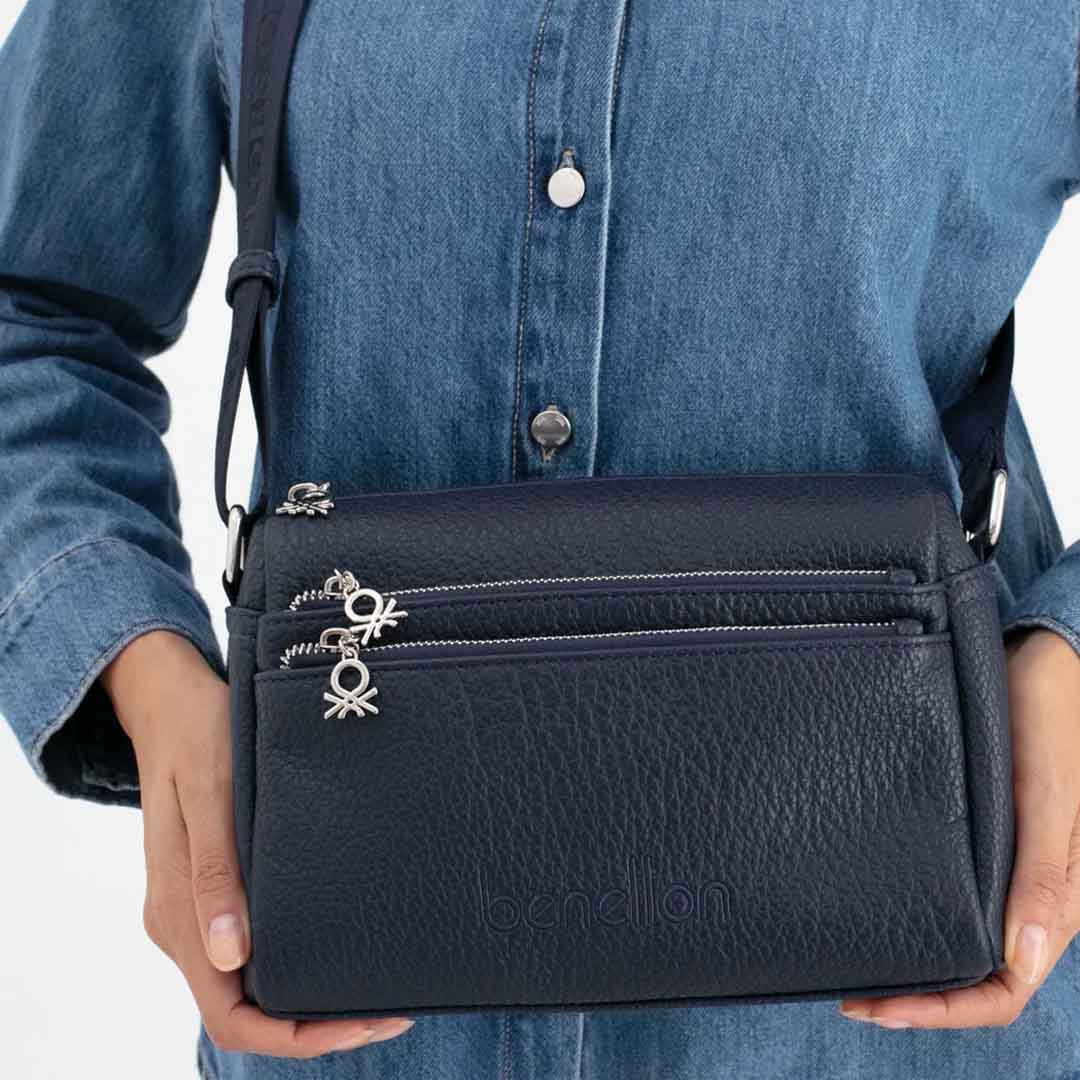 Benetton Bayan Kol Çantası BNT_1692 Lacivert Benetton Bayan Kol Çantası BNT_1692 Lacivert