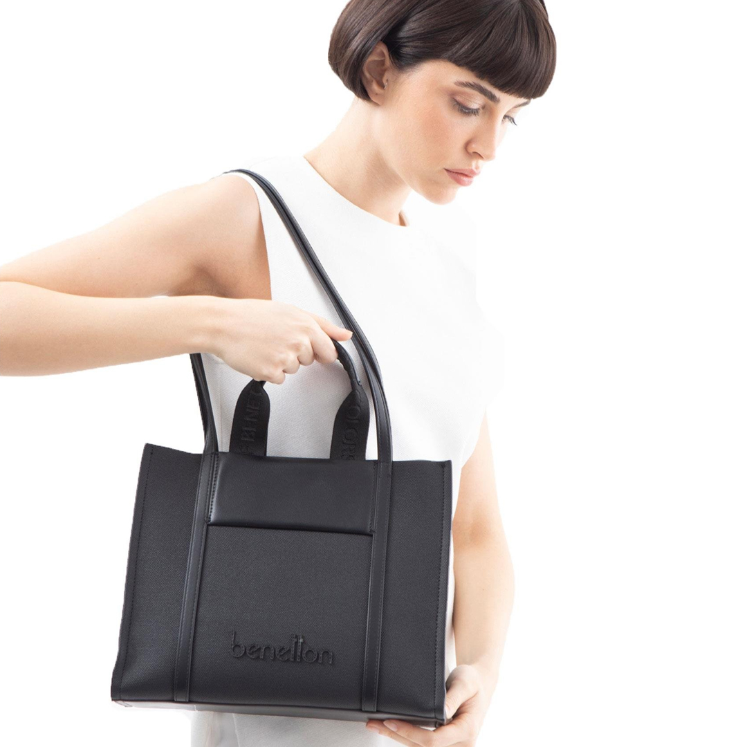 Benetton Bnt 1532 Bayan El Çantası Siyah Benetton Bnt 1532 Bayan El Çantası Siyah