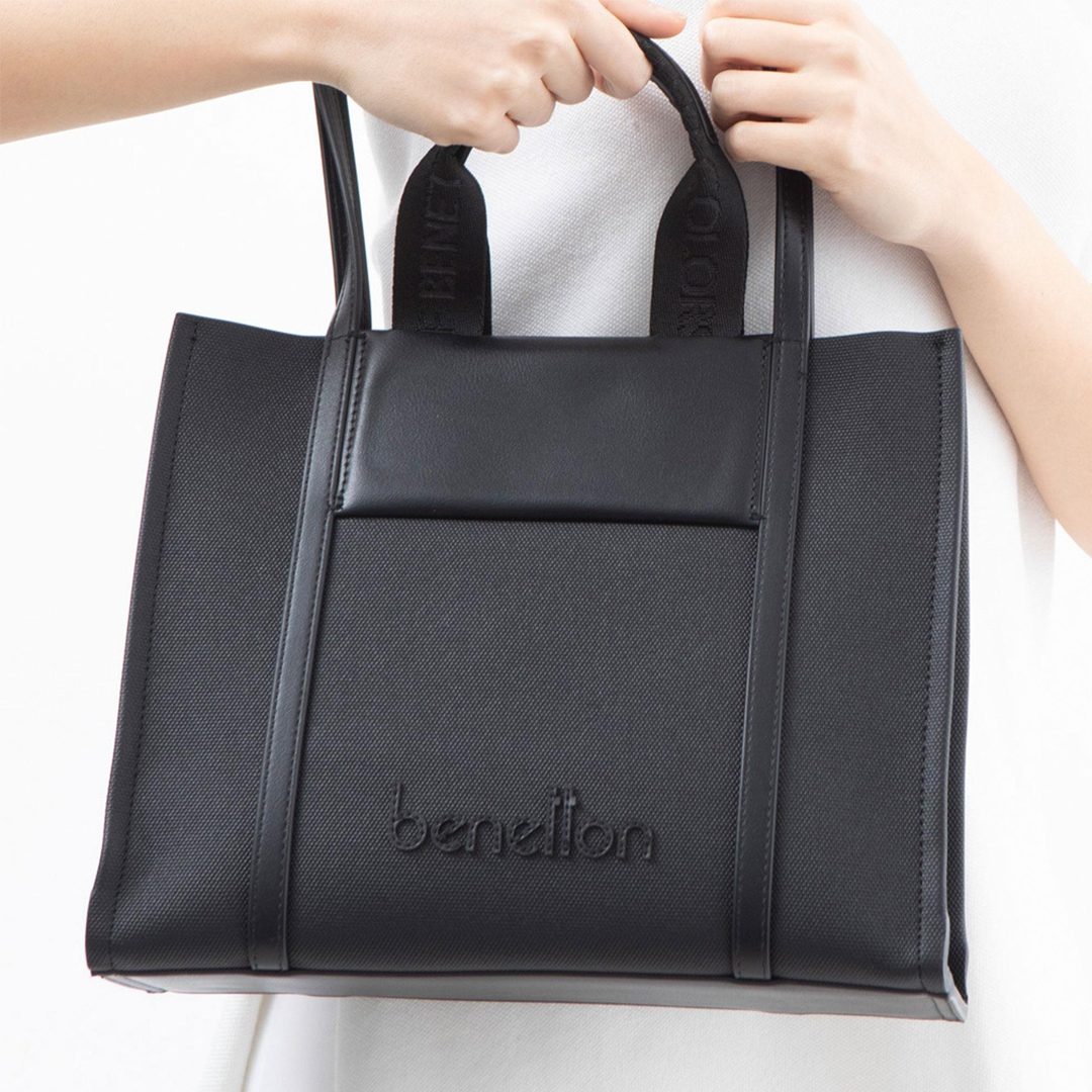 Benetton Bnt 1532 Bayan El Çantası Siyah Benetton Bnt 1532 Bayan El Çantası Siyah