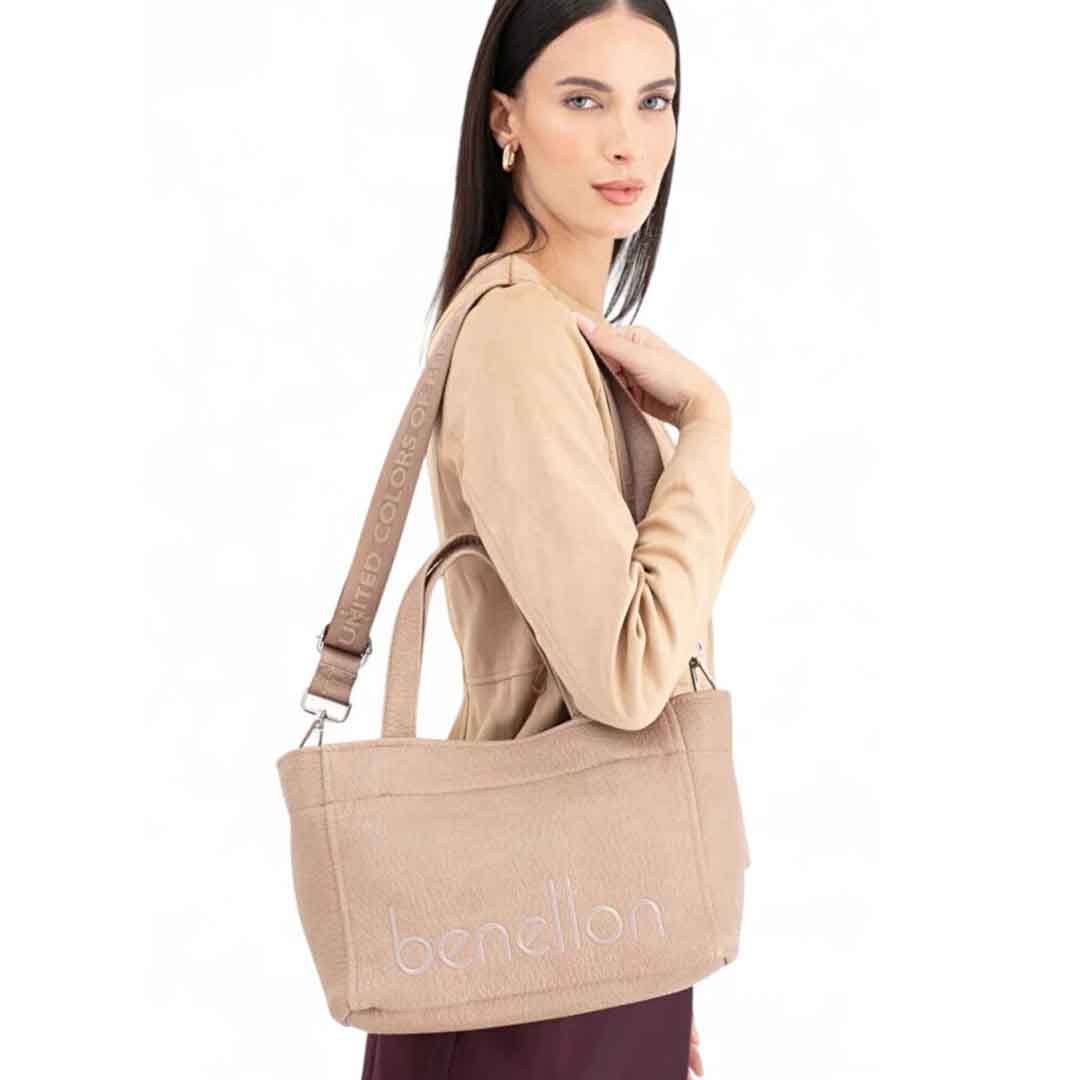 Benetton Bnt 1635 Kadın Kol Çantası Vizon Benetton Bnt 1635 Kadın Kol Çantası Vizon