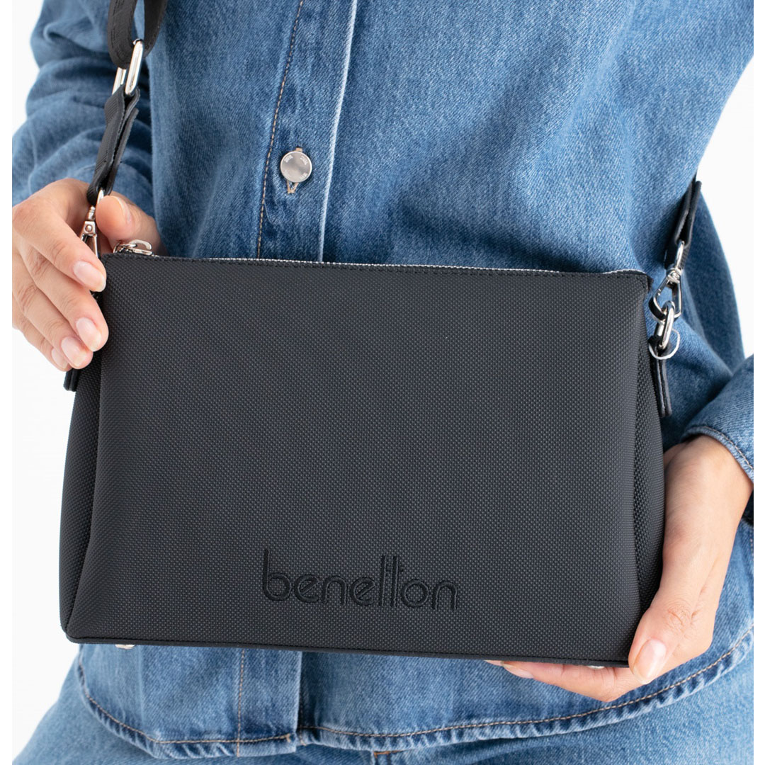 Benetton Çapraz / Omuz Çanta Siyah BNT 1671