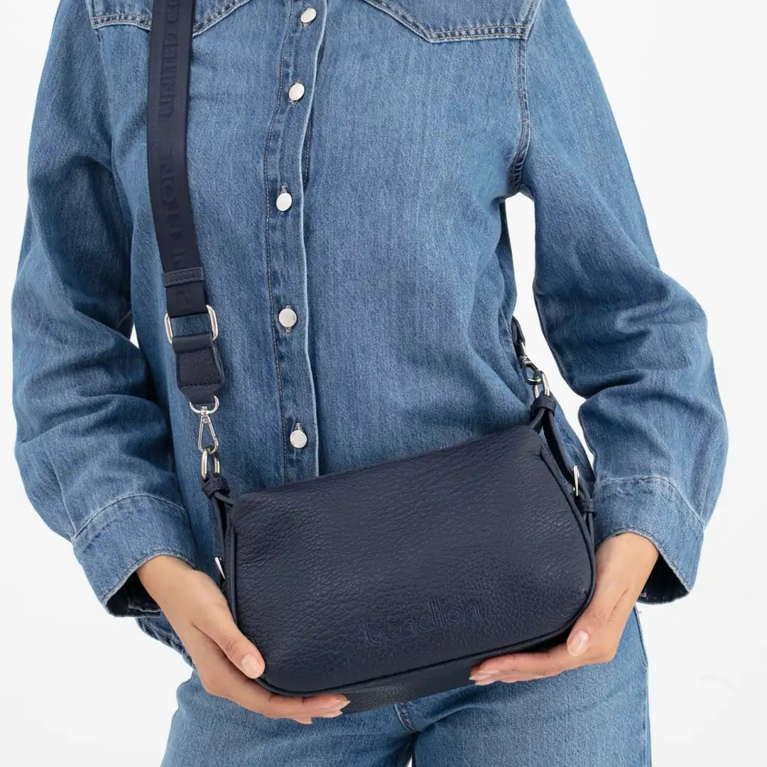 Benetton Kadın Kol Çantası BNT_1679 Lacivert Benetton Kadın Kol Çantası BNT_1679 Lacivert