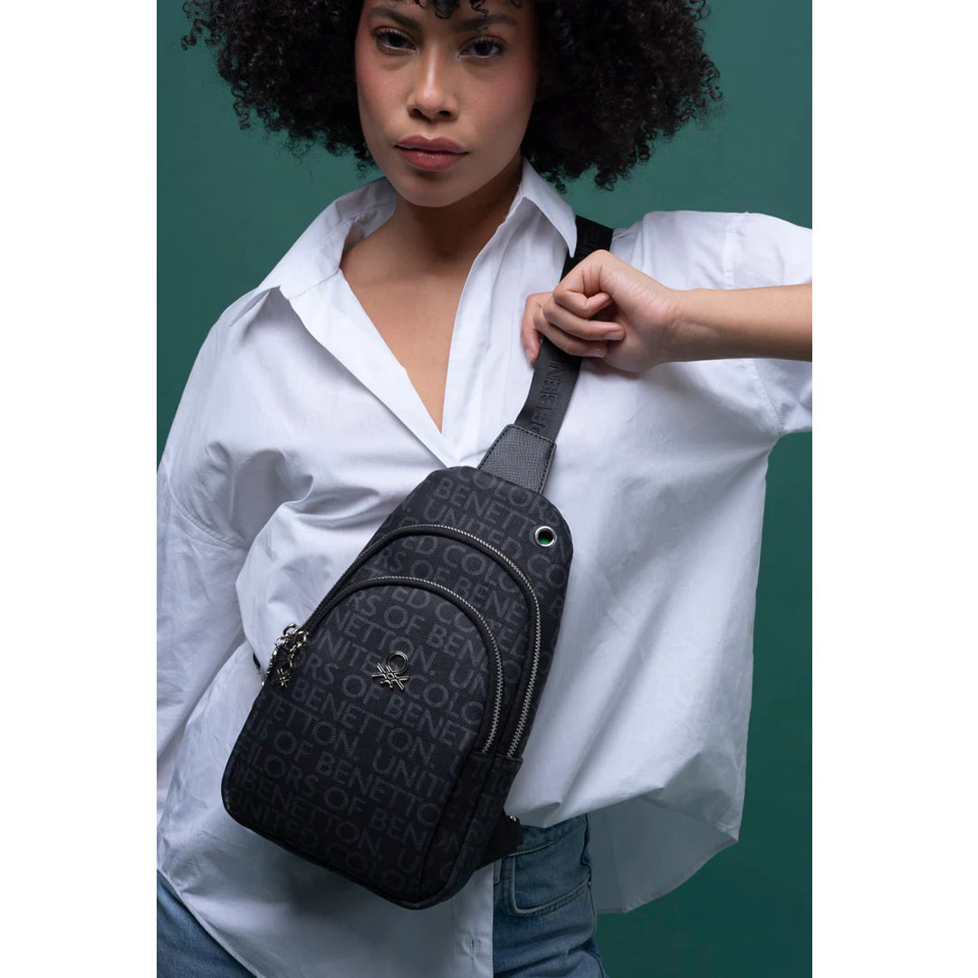 Benetton Kadın Vücut Çantası - BNT 1286 Siyah Benetton Kadın Vücut Çantası - BNT 1286 Siyah