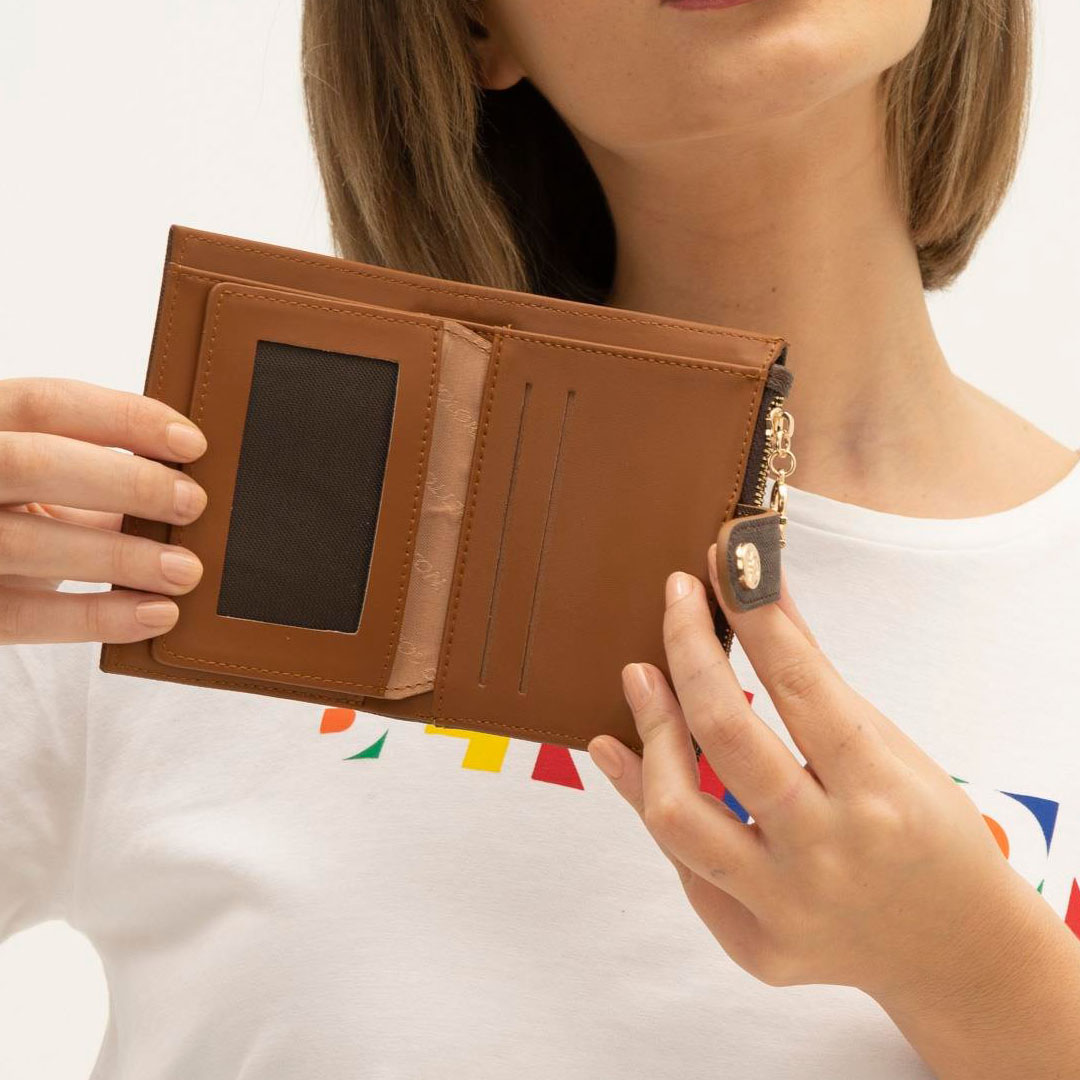 Benetton Kahve-Taba Eskitme Kadın Kartlık Cüzdan BNT 1310 Benetton Kahve-Taba Eskitme Kadın Kartlık Cüzdan BNT 1310