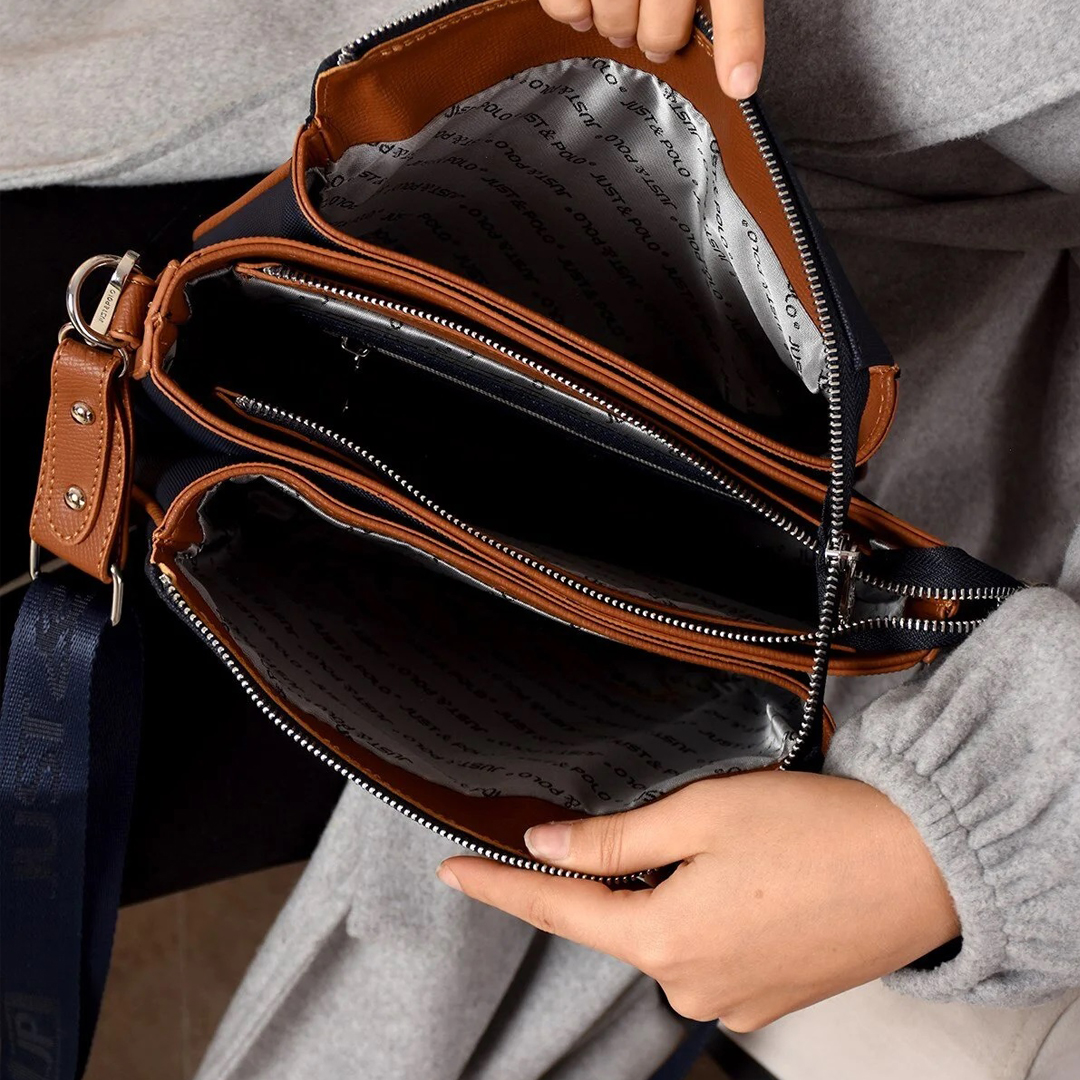 Just Polo Kadın Üç Bölmeli Lakoste Kumaş Çapraz ve Omuz Çantası Lacivert-Taba Just Polo Kadın Üç Bölmeli Lakoste Kumaş Çapraz ve Omuz Çantası Lacivert-Taba