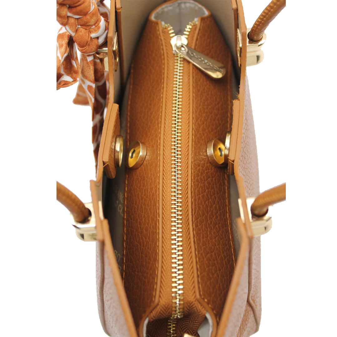 Polo Club Yeni Sezon Bayan Küçük El / Omuz Çantası Kahve Polo Club Yeni Sezon Bayan Küçük El / Omuz Çantası Kahve